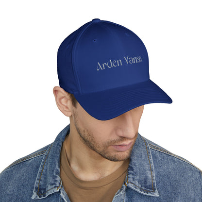 Reign Supreme Cap — Black